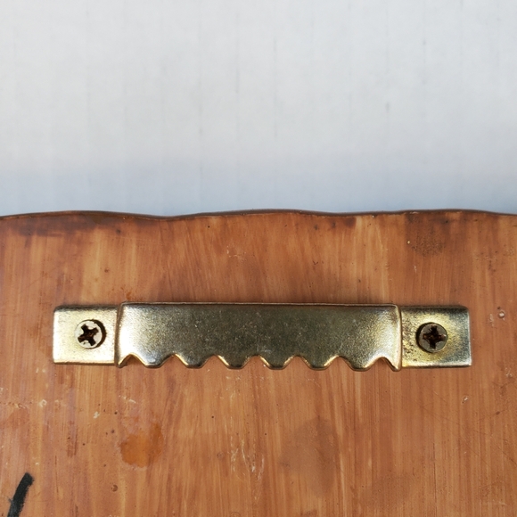 Vintage Russ Tool Box Treasures Wall Hanging Hand Drill - C . 1900 Resin Plaque - Picture 8 of 9